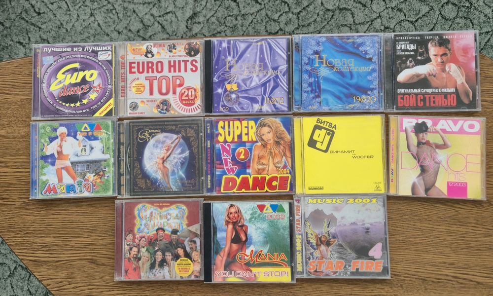 Продам колекцію фірмових CD - дисків, 60  штук.