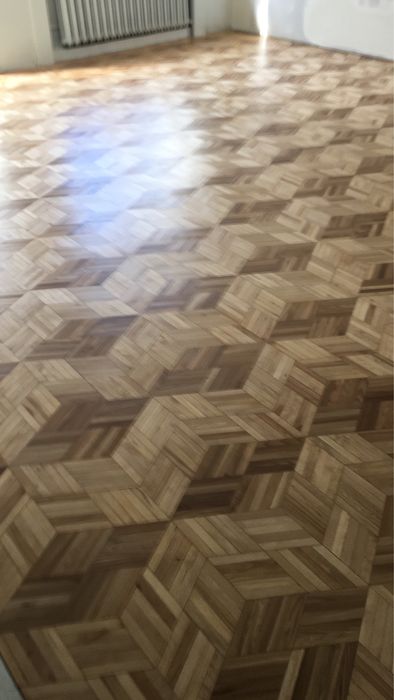 Cyklinowanie bezpyłowe  podłóg i schodów.