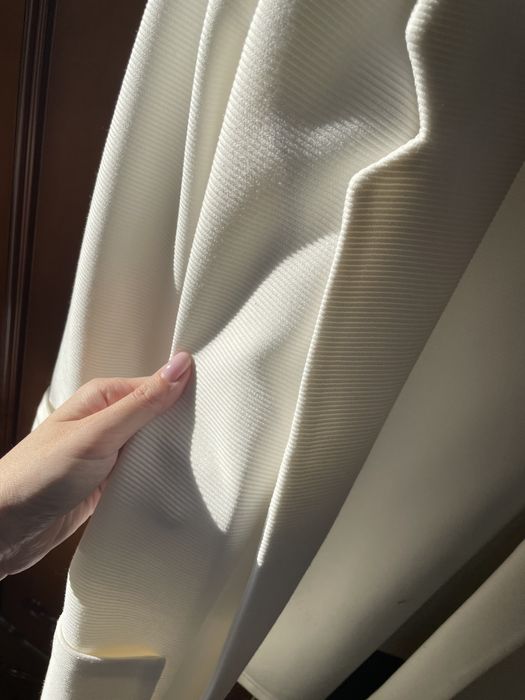 Подовжений піджак для дівчинки