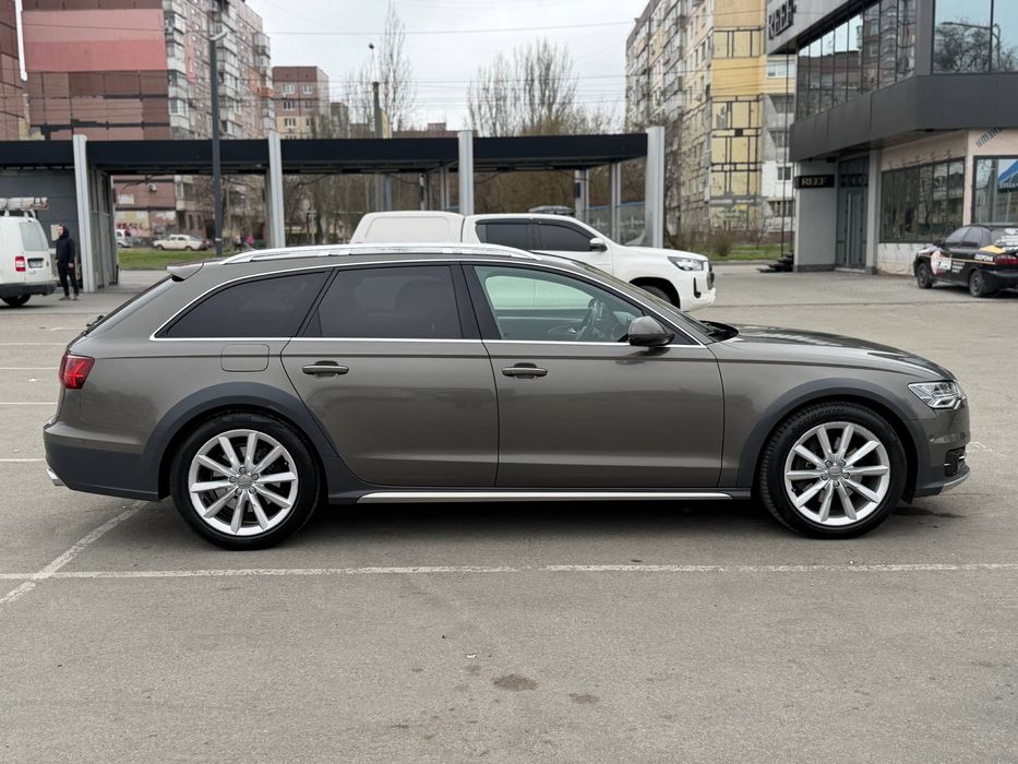 Audi A6 Allroad 2015