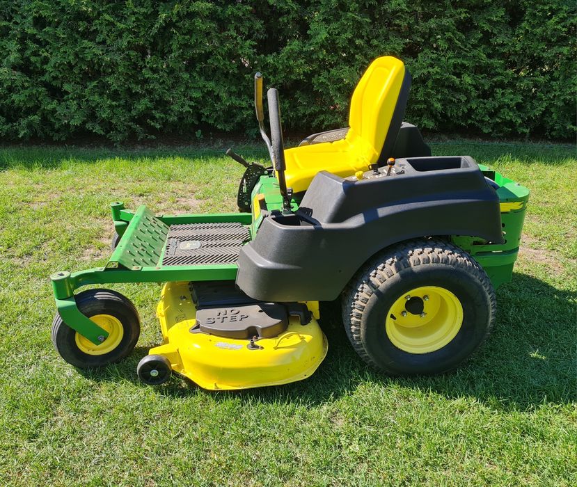 Traktorek kosiarka JOHN DEERE Zero turn zero skret 20 km V-TWIN  transport wysylka serwis