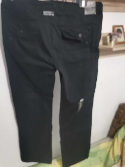 Spodnie jeansy czarne ecko unltd.