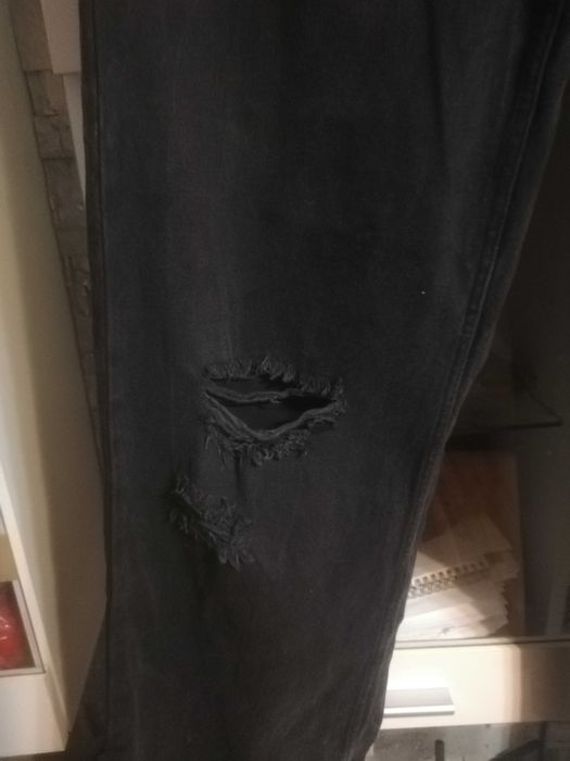 Spodnie boyfriendy. House. R 38