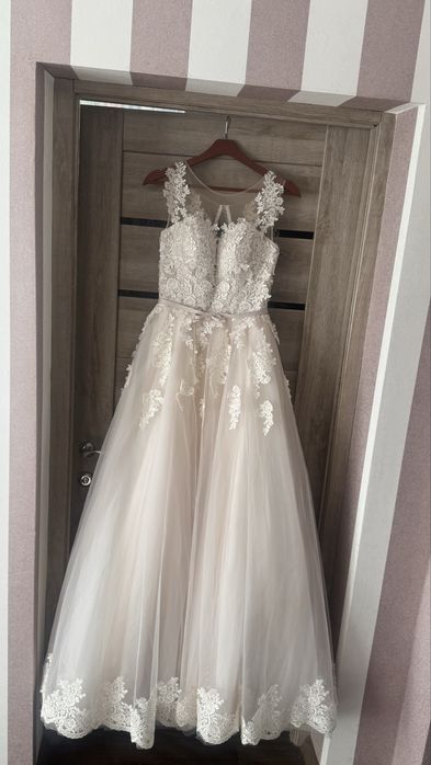 Свадебное платье, весільна сукня