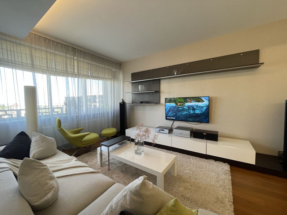 Без комиссии!!Квартира  VIP уровня . Царское село!