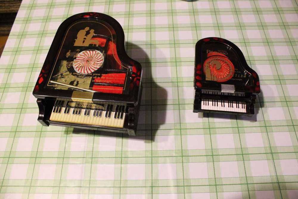 Pozytywki Fortepiany Vintage  "Dla Elizy"  & "Love Story"