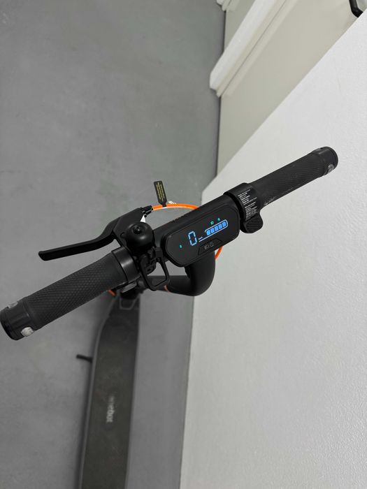 Ninebot Kickscooter E2 Plus