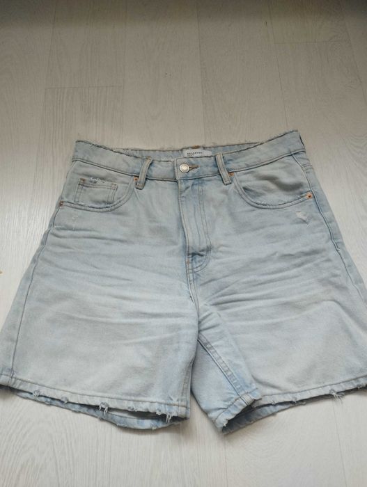 Reserved szorty jeansowe spodenki z przetarciami r. 40
