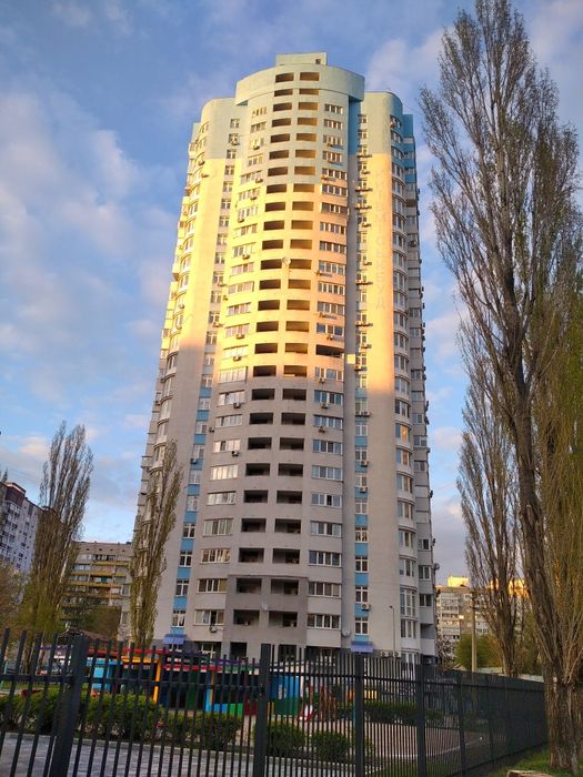 Большая и светлая квартира! 48м2 Ул. Ревуцкого, 7в. Генератор.