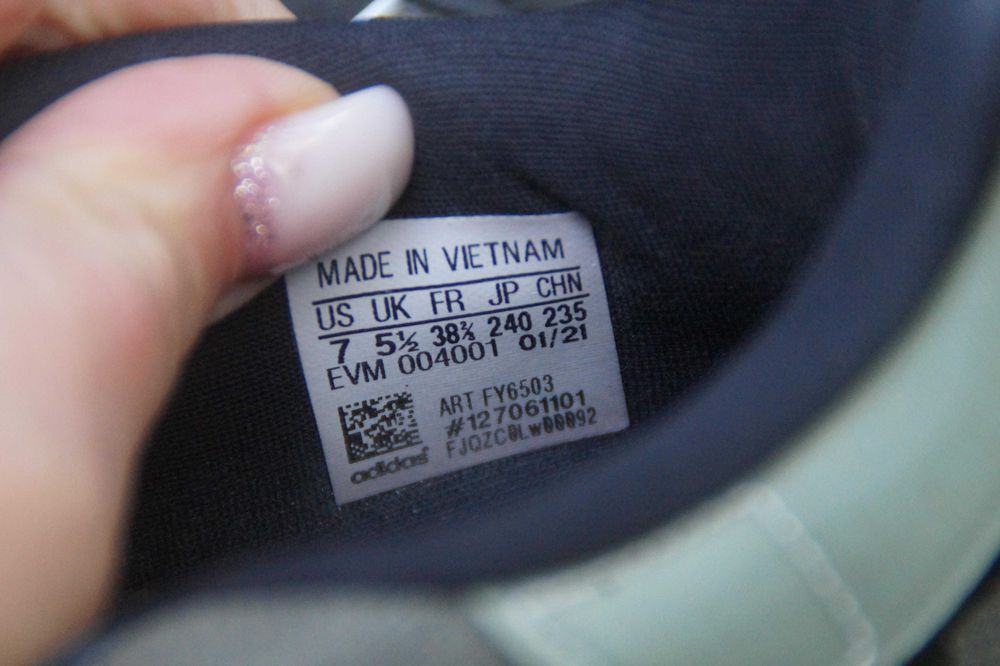 Buty Adidas roz.38,2/3