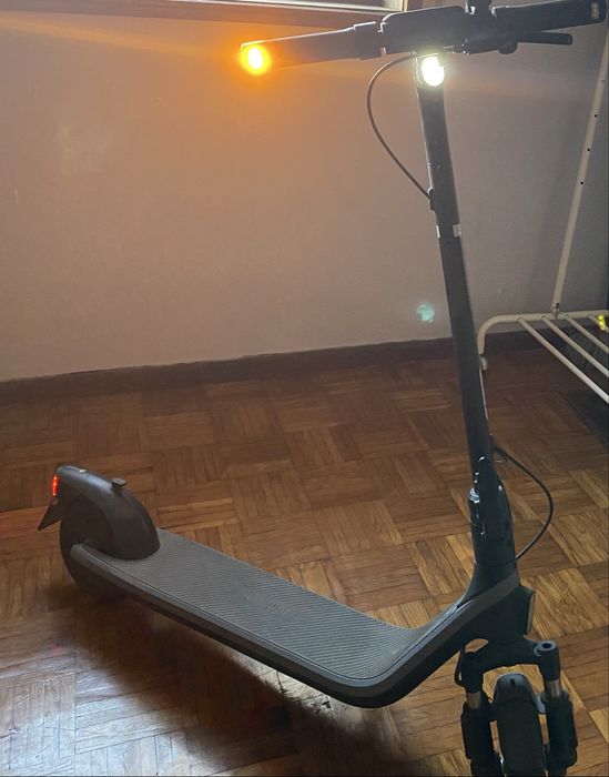 Trotinete Elétrica Segway Ninebot E2 E II – Pouco Uso