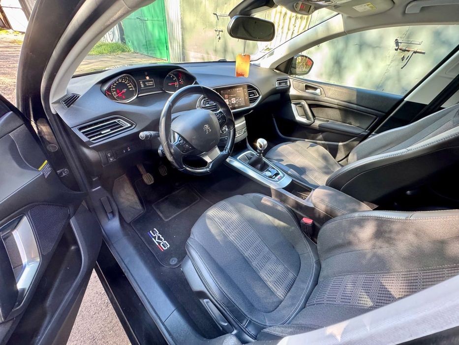 Peugeot 308 Bardzo dobry stan bez wkładu bogata wersja