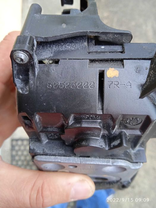 Замок Сценік3 6-пін водійський