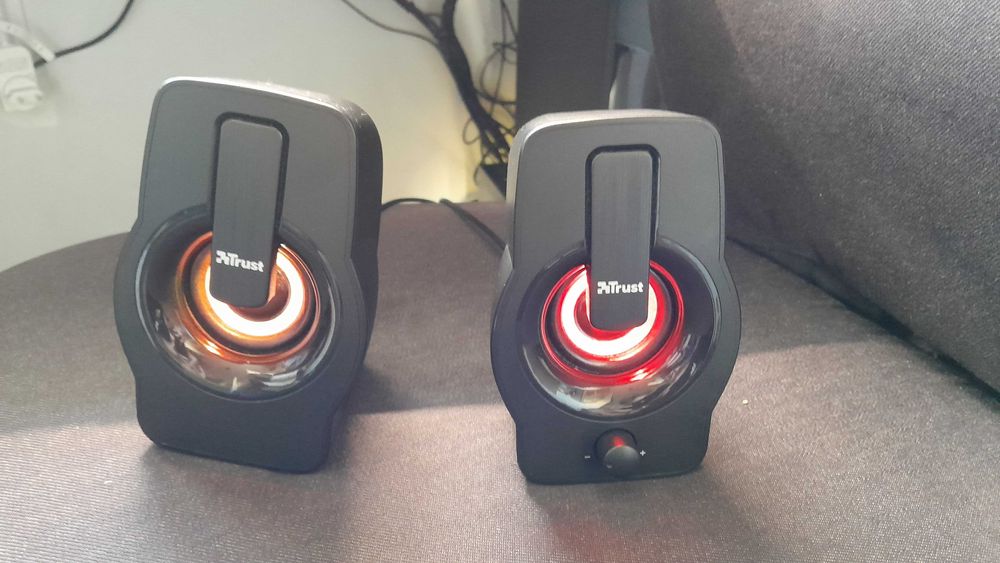 Głośniki komputerowe RGB