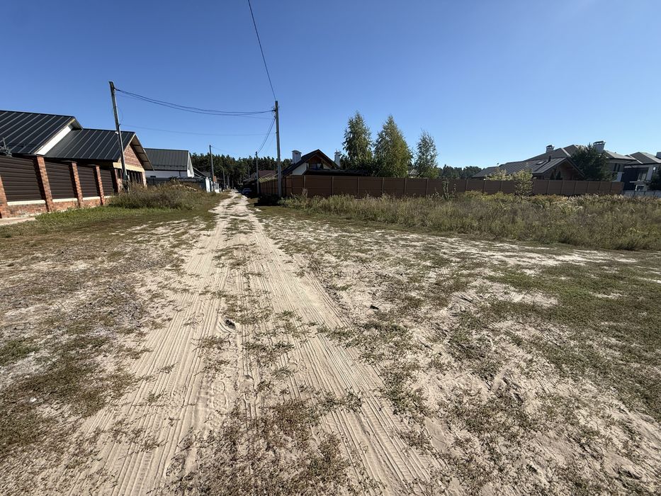 Бровари / Зел.поляна-2 / ділянка 10сот / сусіди / комунікації / ліс