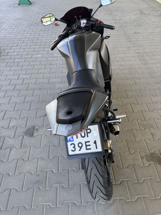 Yamaha yzf  .r125