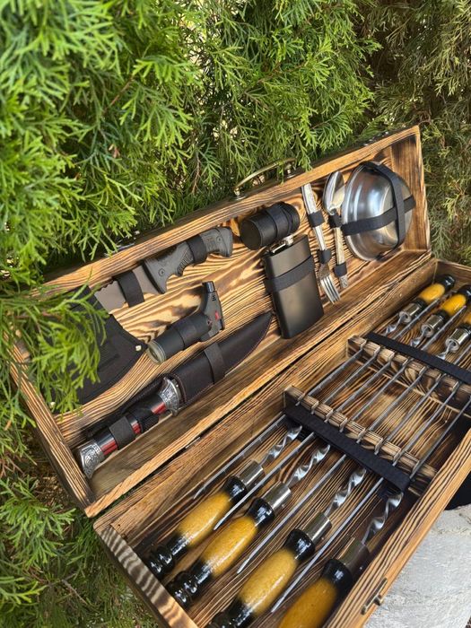 Подарочный набор шампуров в деревянном кейсе мужчине куму брату