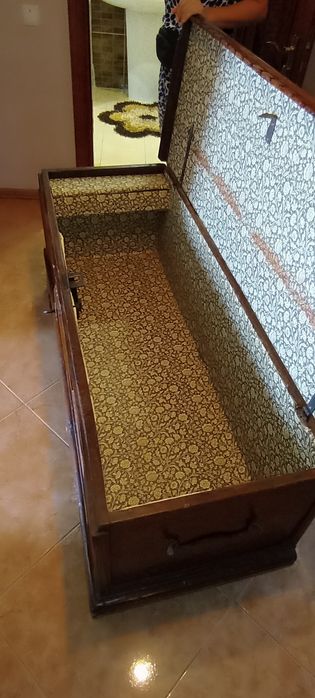 Старовинна скриня 17 століття  АНТИКВАРІАТ