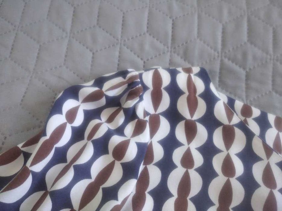 Sukienka ciążowa retro lata 50/60. geometryczna granatowa - L/XL