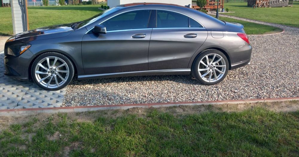 Mercedes-Benz CLA