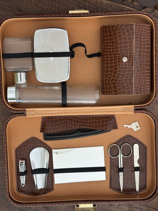 Estojos de viagem vintage