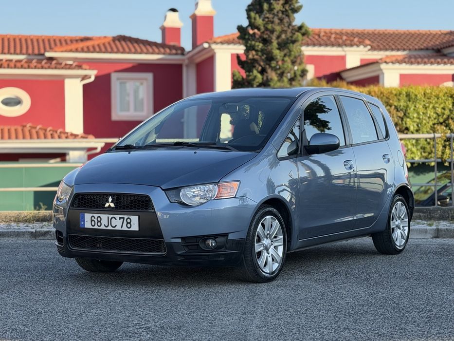 Mitsubishi Colt 1.1 - 99.000km - 2010 - Garantia 18 meses