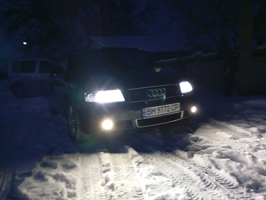 AUDI A4 8E  Автомат.
