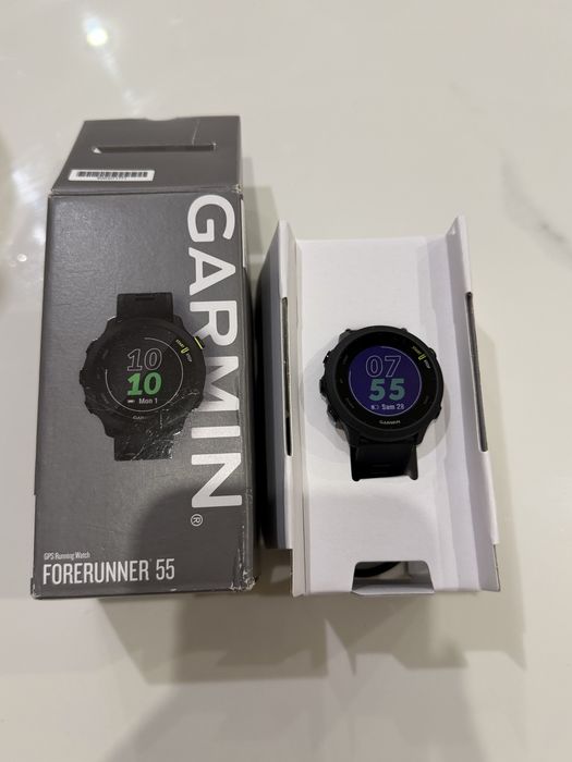 Смарт-годинник Garmin Forerunner 55 Black