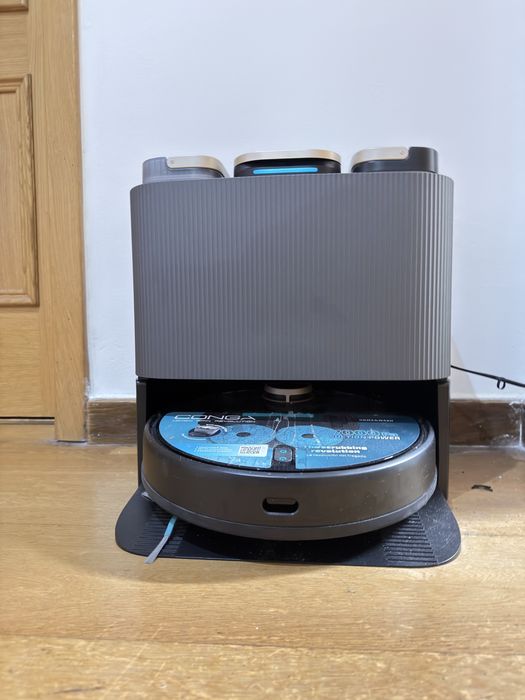 Aspirador sem fio conga