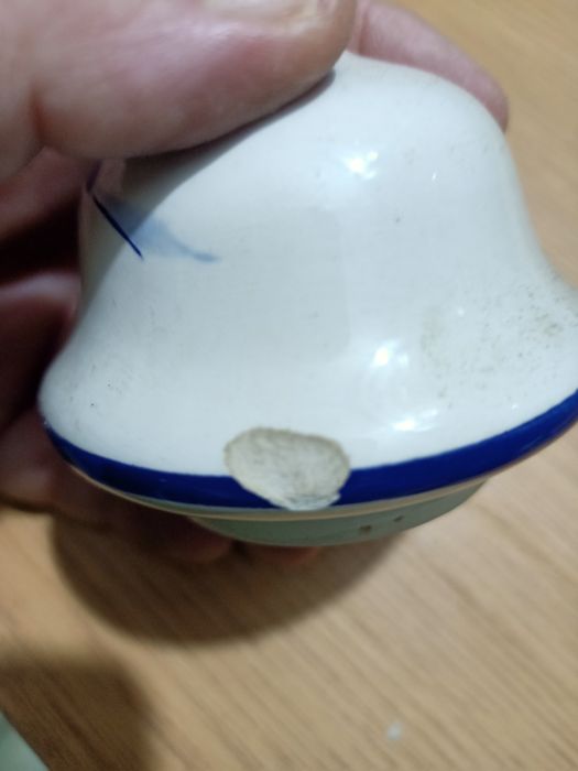 Pote em faiança da Cerâmica de Viana