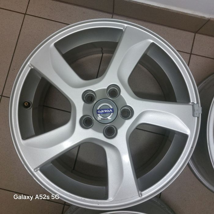 Felgi aluminiowe Volvo V60 S60  7Jx17 et50   31200602