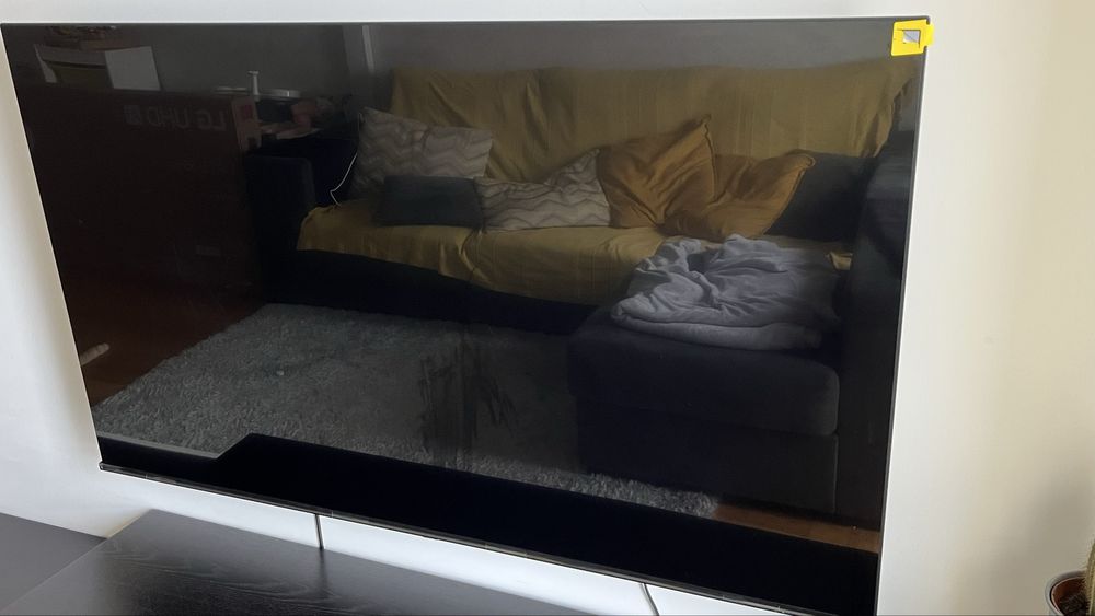 Tv Hisense 58’ (danificada)