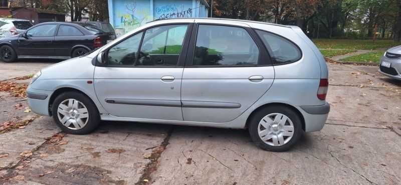 Renault Scenic 1,6 benzyna