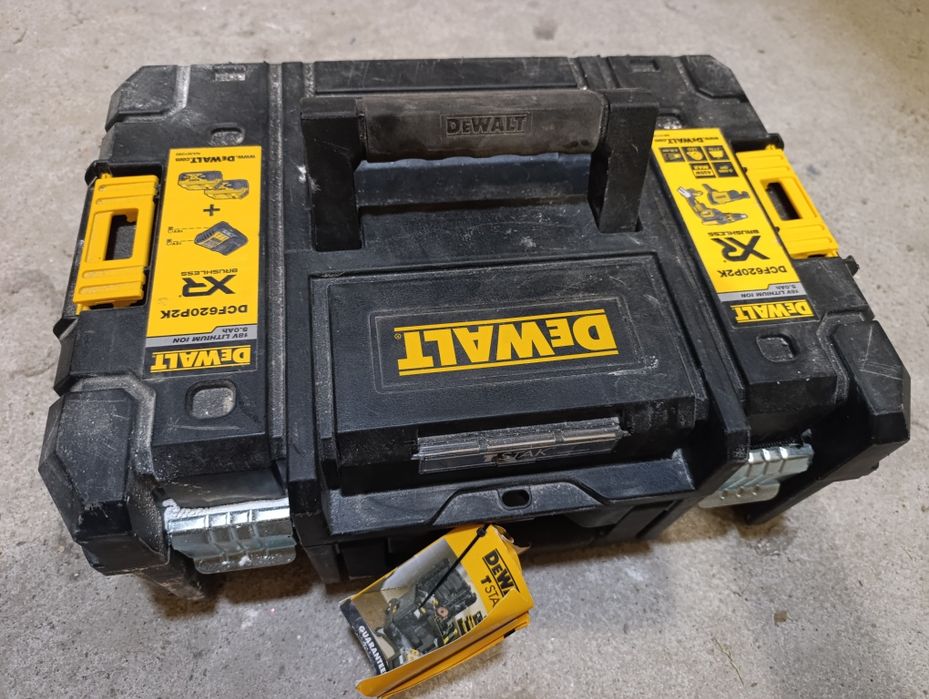 Wkrętarka taśmowa akumulatorowa DeWalt
