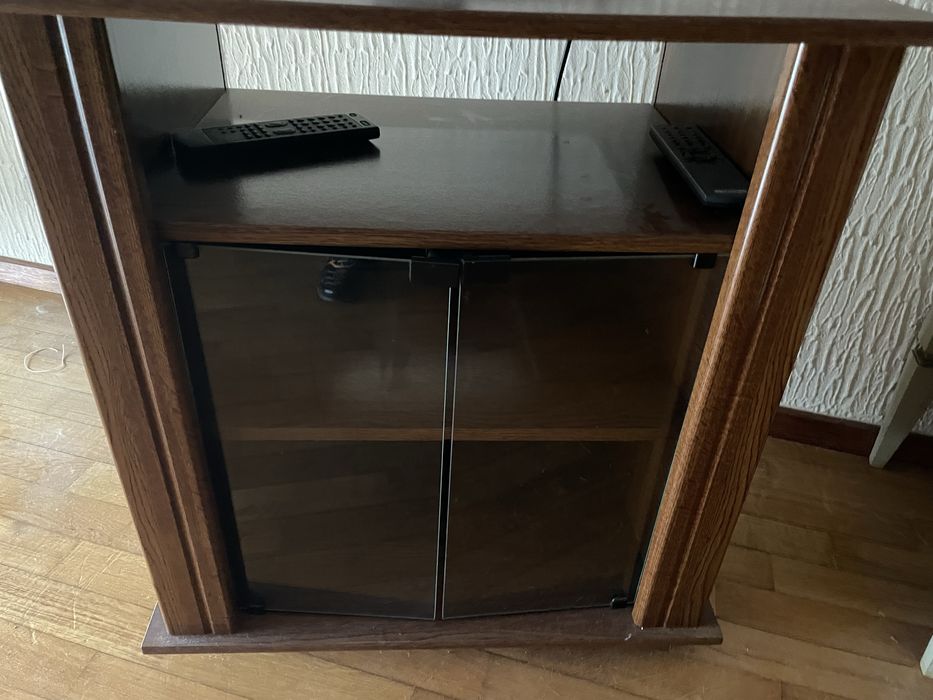 Moveis de TV usados mas em bom estado