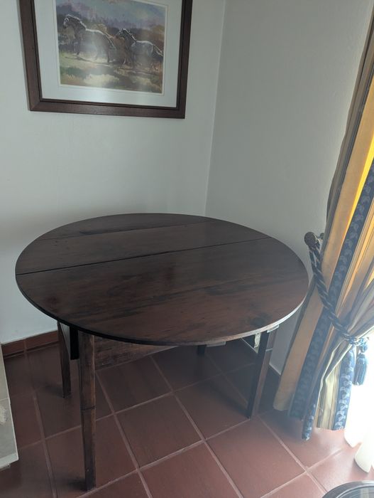 Mesa extensível antiga