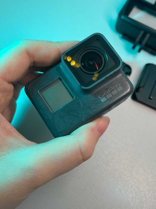 Екшн-камера GoPro Hero 5 з військовим кріпленням