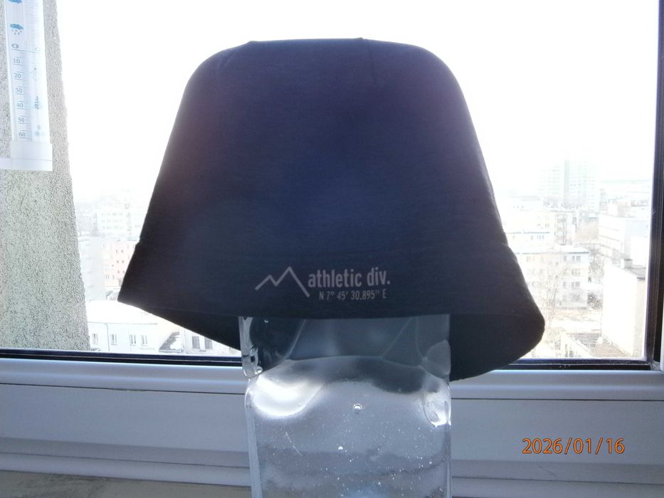 czapka dziecięca / młodzieżowa na 3 pory roku