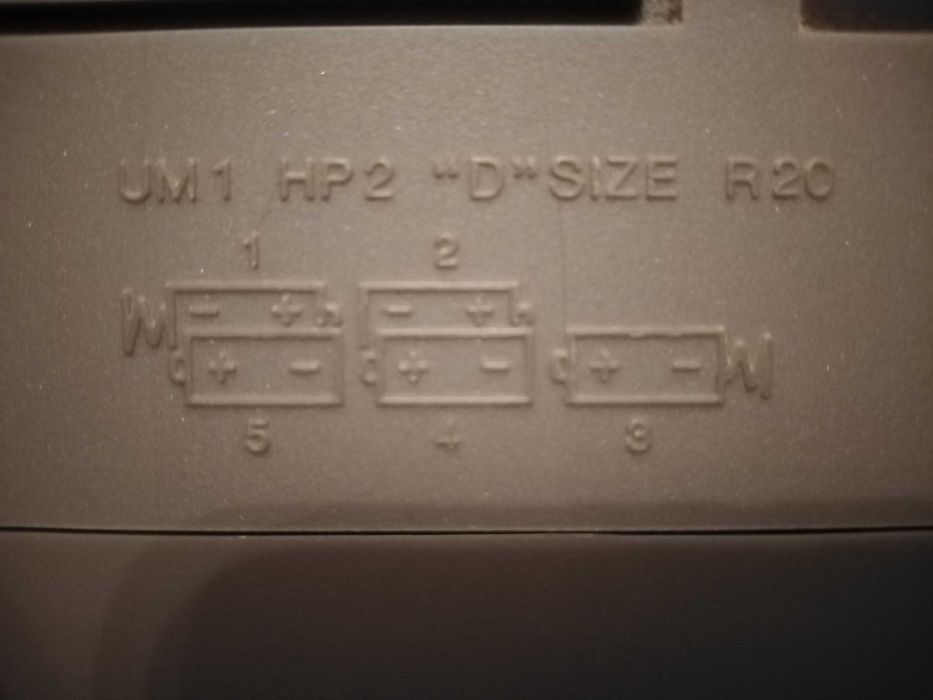 Rádio e gravador cassetes Sanyo M9802L