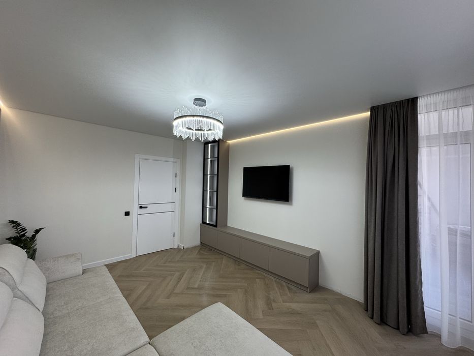 Перша здача 2 кімнатної квартири у ЖК бізнес-класу в центрі із газом