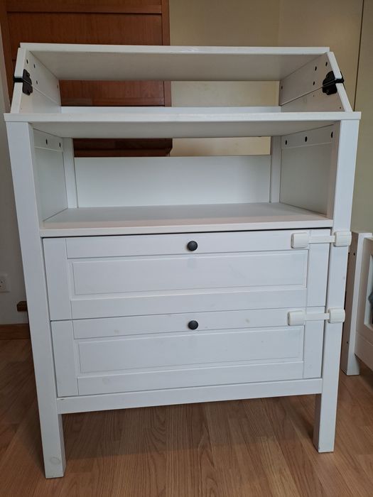 Trocador & cómoda branca Ikea Sundvik