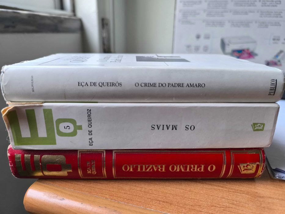 Conjunto de Livros de Eça de Queiroz