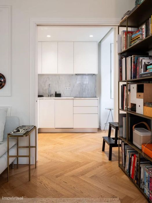 Apartamento T1 com estacionamento, Estrela, Lisboa