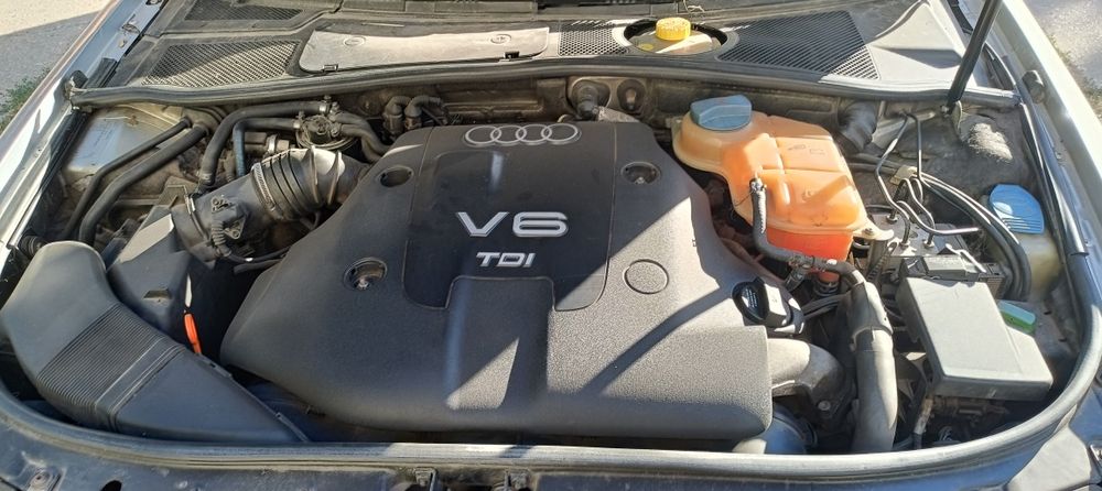 Продам Ауді а 4,2,5 дизель
