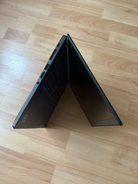 Lenovo ThinkPad Ryzen 5 / 16 GB / 512 GB