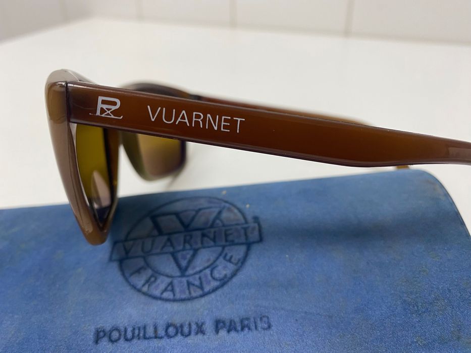 Óculos vuarnet igual a novos