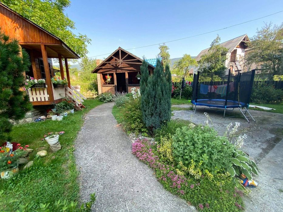 Приватна садиба "Барви скелі" (350грн/1 особа)