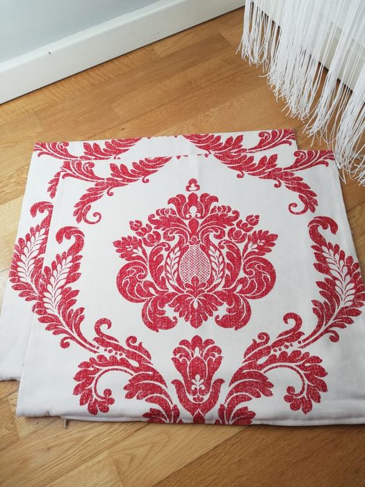 1 Fronha de Almofada 50x45cm com fecho como novas