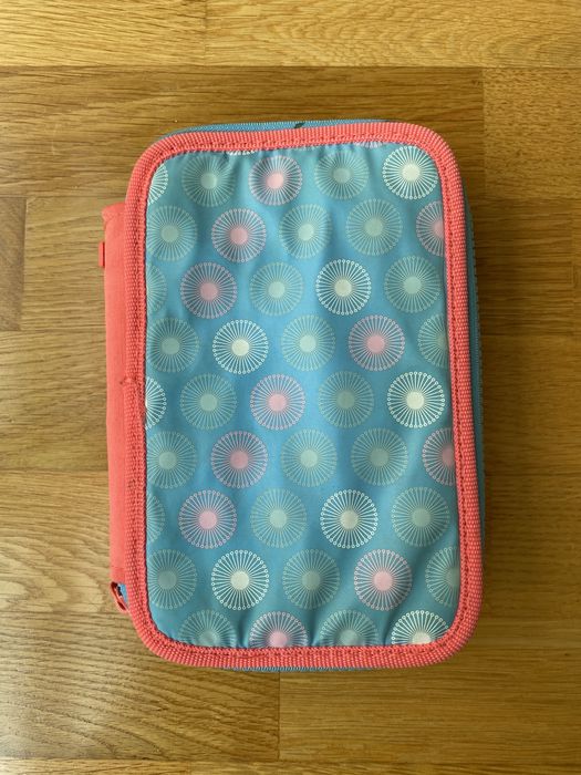 Milan - piórnik szkolny