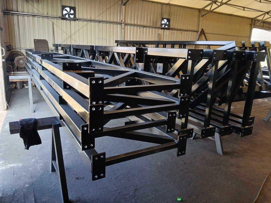 18x30x4,5m - konstrukcja hali